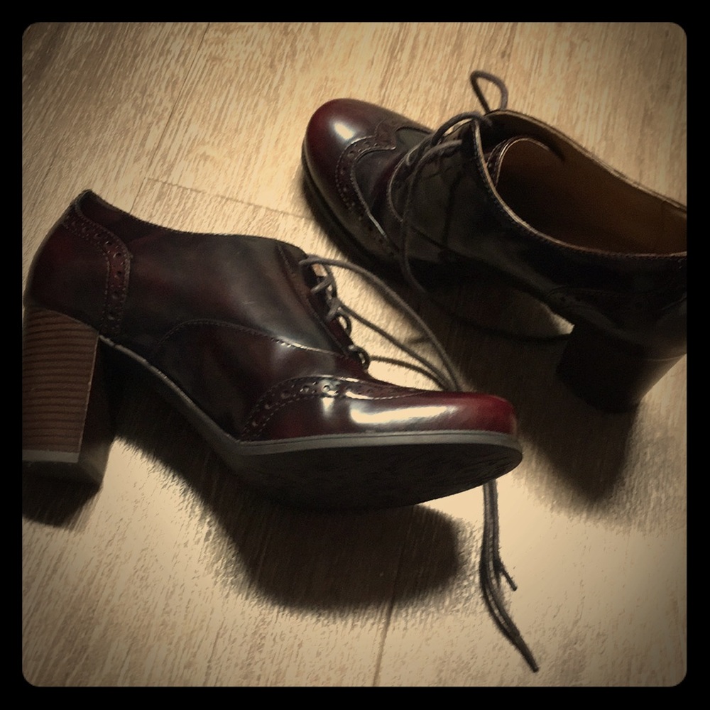 Clark’s oxford heels
